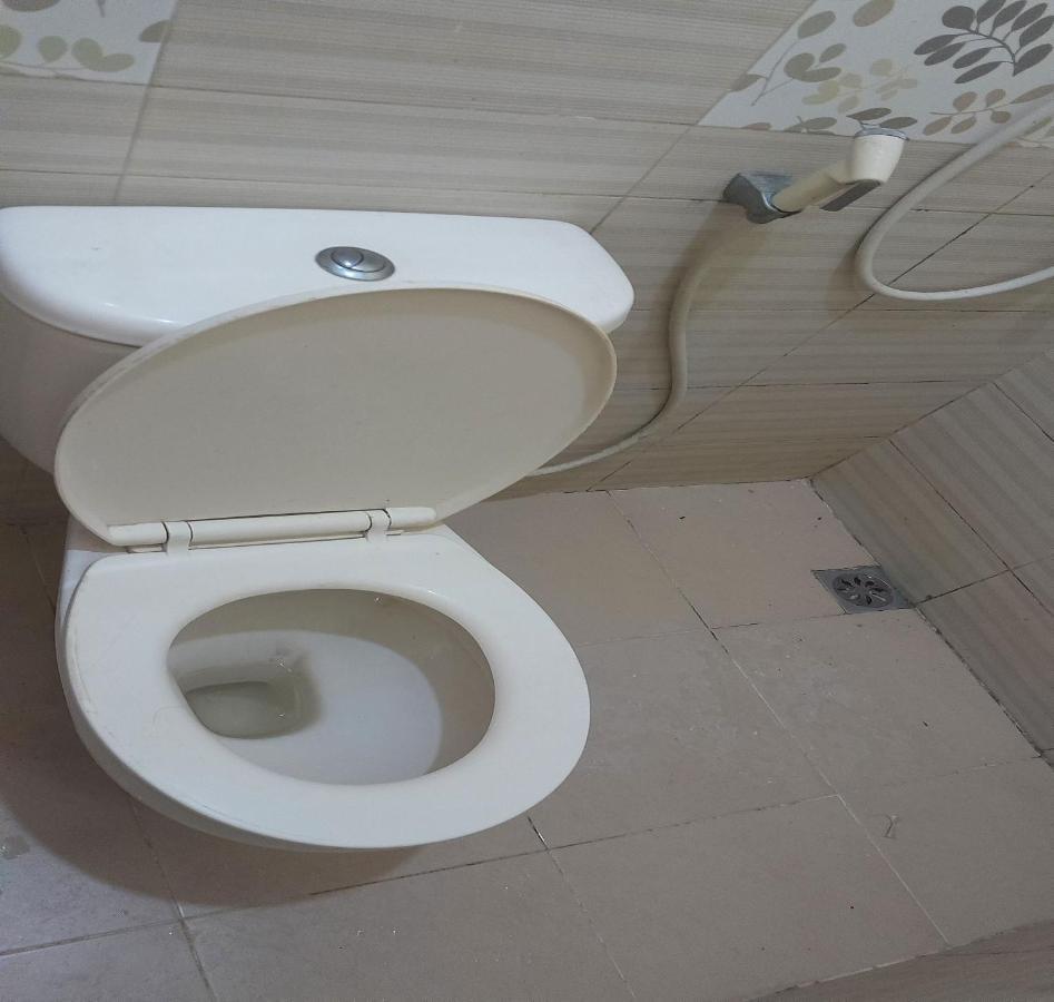 Oyo 93417 Bunga Rinte Syariah Near Komp Perumahan Stella Ressidence 2 Hotel 2*