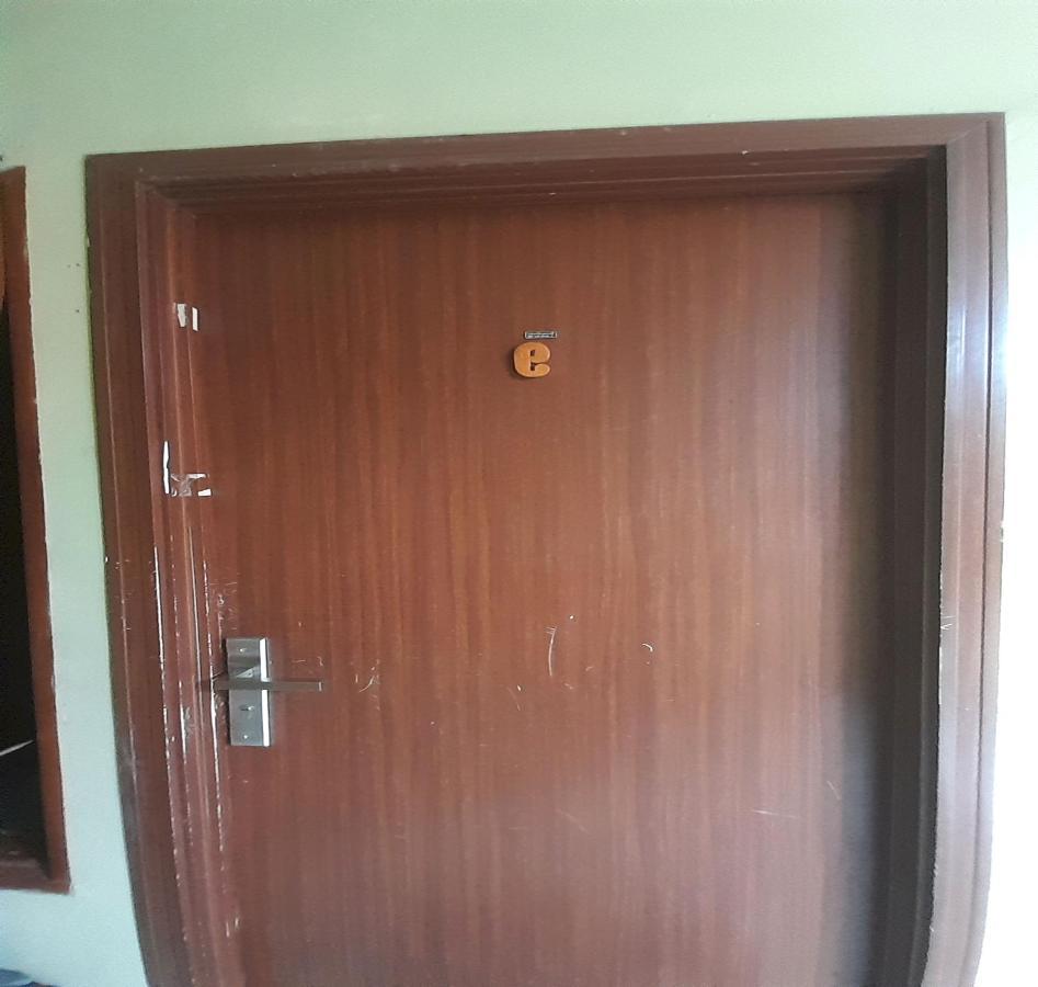 Oyo 93417 Bunga Rinte Syariah Near Komp Perumahan Stella Ressidence 2 Hotel Medan