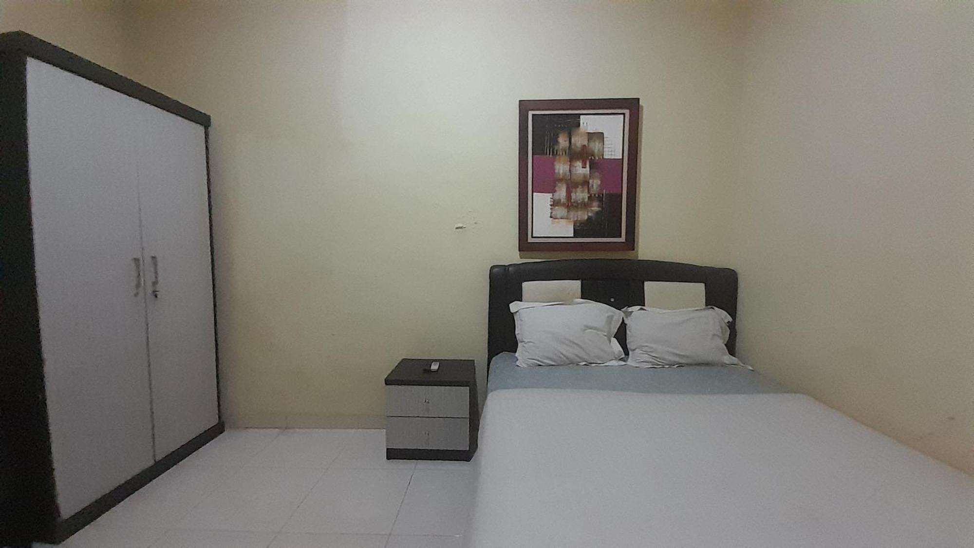 Oyo 93417 Bunga Rinte Syariah Near Komp Perumahan Stella Ressidence 2 Hotel Medan